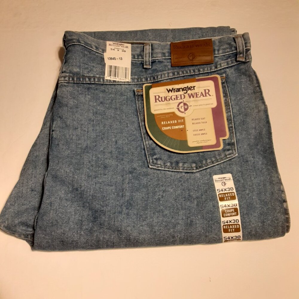 NWT Wrangler Rugged Wear Men's Relaxed Fit Comfort Jeans Size 54x30